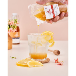 Kaliandra pouch by madu suhayl